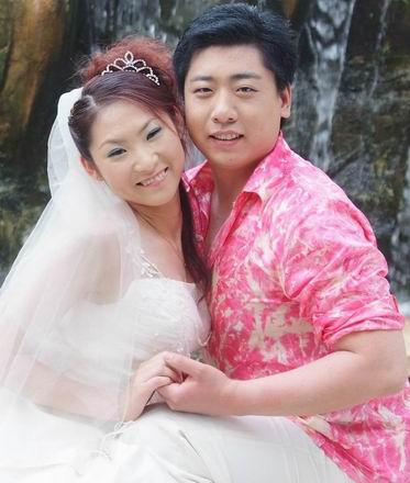 承諾ヤ詤唁和他老婆